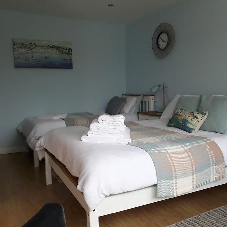 Coast 77 B&B Poole Exterior foto